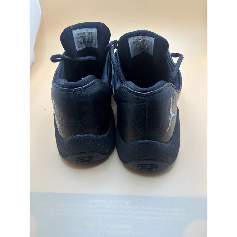 Jordan team elite